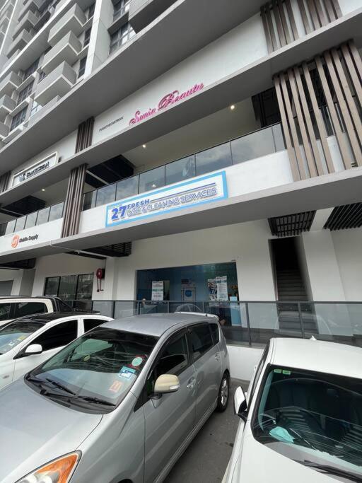 Trxklccpavvelo, Mrtlrt, 13pax, 4r2b, Klccpavtrxvelocity X Mrtlrt X 13pax X 4r2b X Free 4cpark Pangsapuri Kuala Lumpur